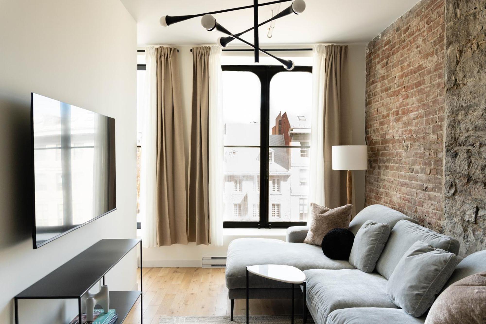 Maison Place Jacques-Cartier By Luxury In Transit Montreal Exterior photo